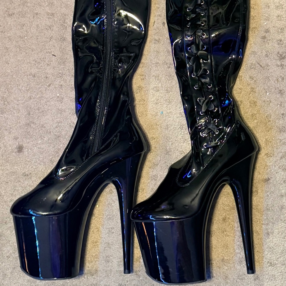 Pleaser 8" Flamingo #3050 Black Patent Thigh High Boots - Size 10